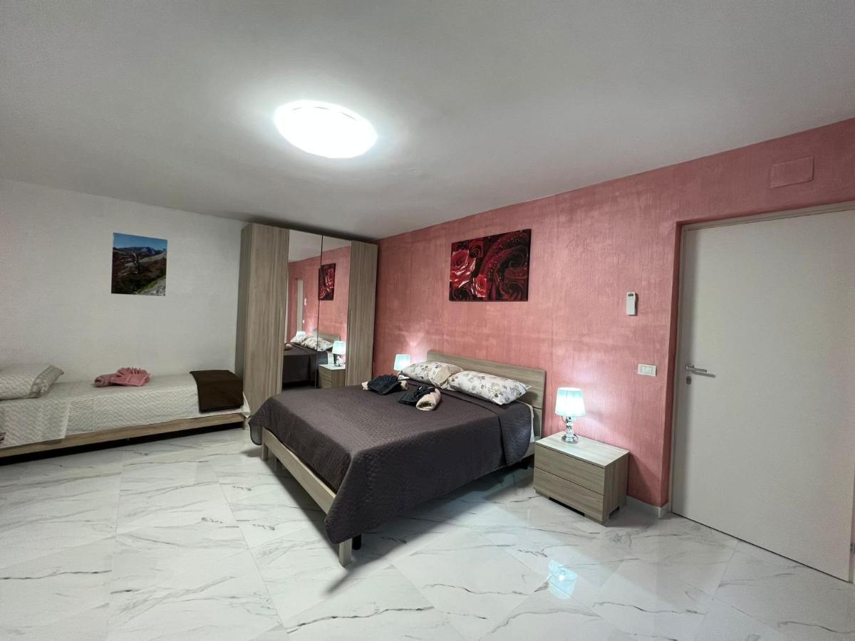 L'Oasi Del Raganello Bed & Breakfast Civita Luaran gambar