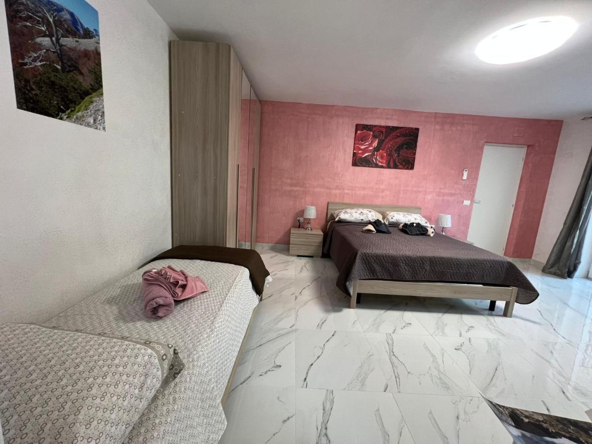 L'Oasi Del Raganello Bed & Breakfast Civita Luaran gambar