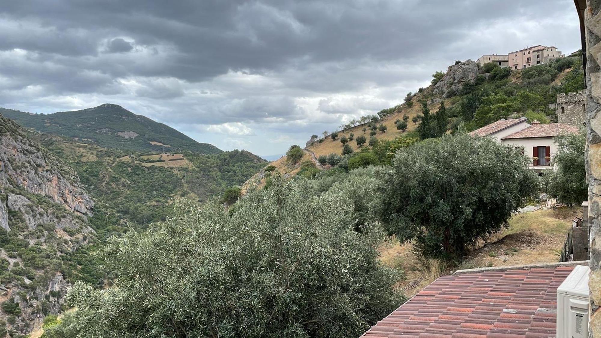 L'Oasi Del Raganello Bed & Breakfast Civita Luaran gambar